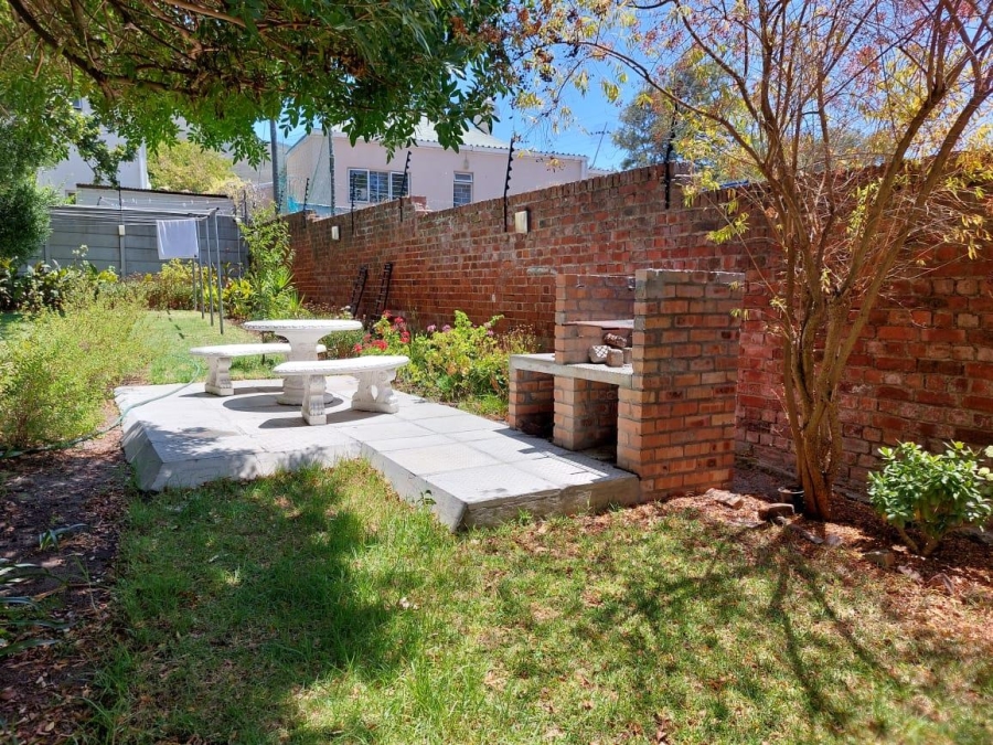 To Let 2 Bedroom Property for Rent in Rosebank Western Cape